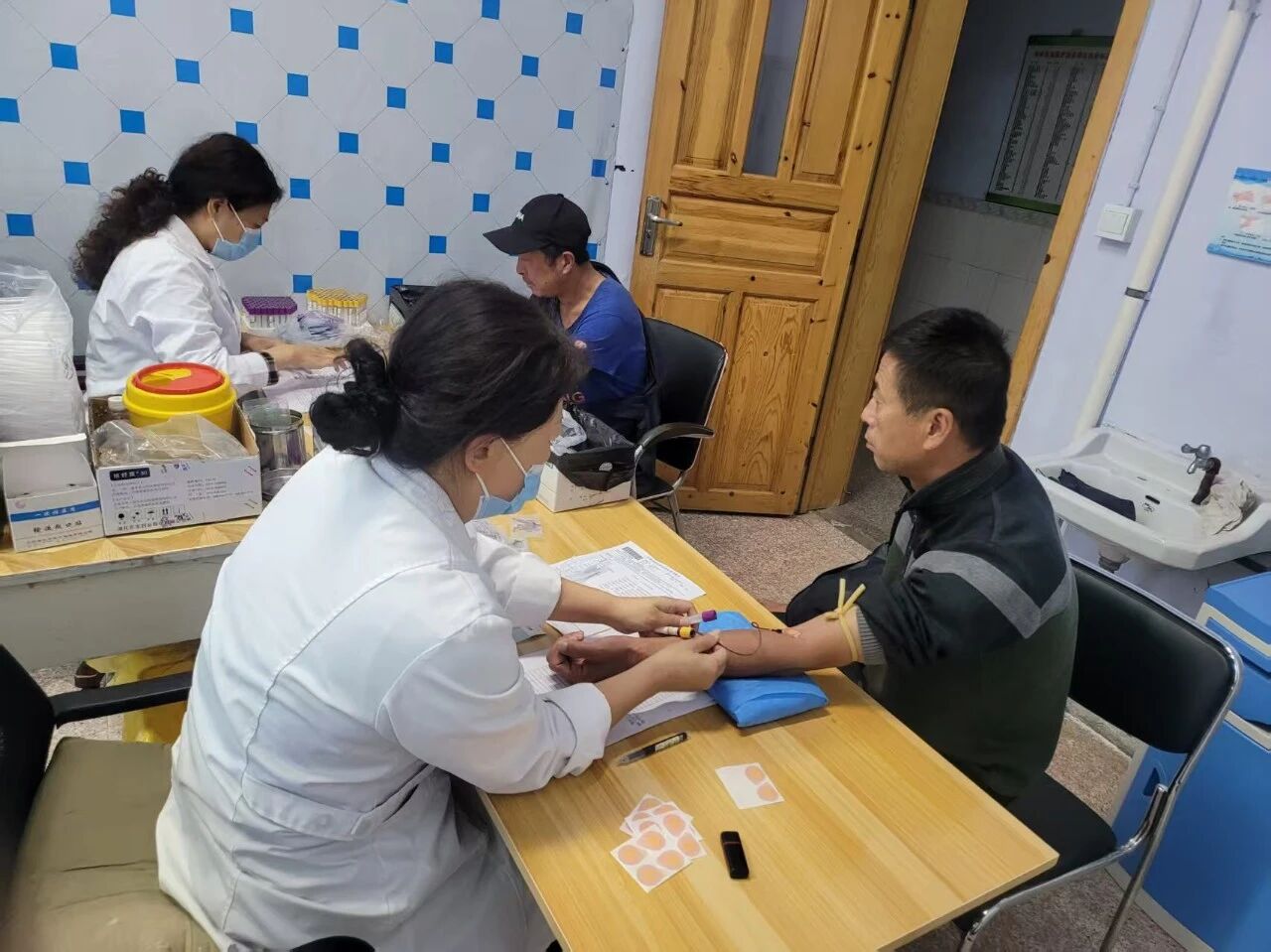 微信图片_2025-10-23_080441_998.jpg
